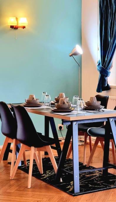 Spacious 2 Bed Bungalow Enfield Ngoại thất bức ảnh